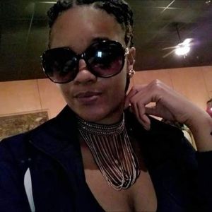 Meet your Posher, Shareca